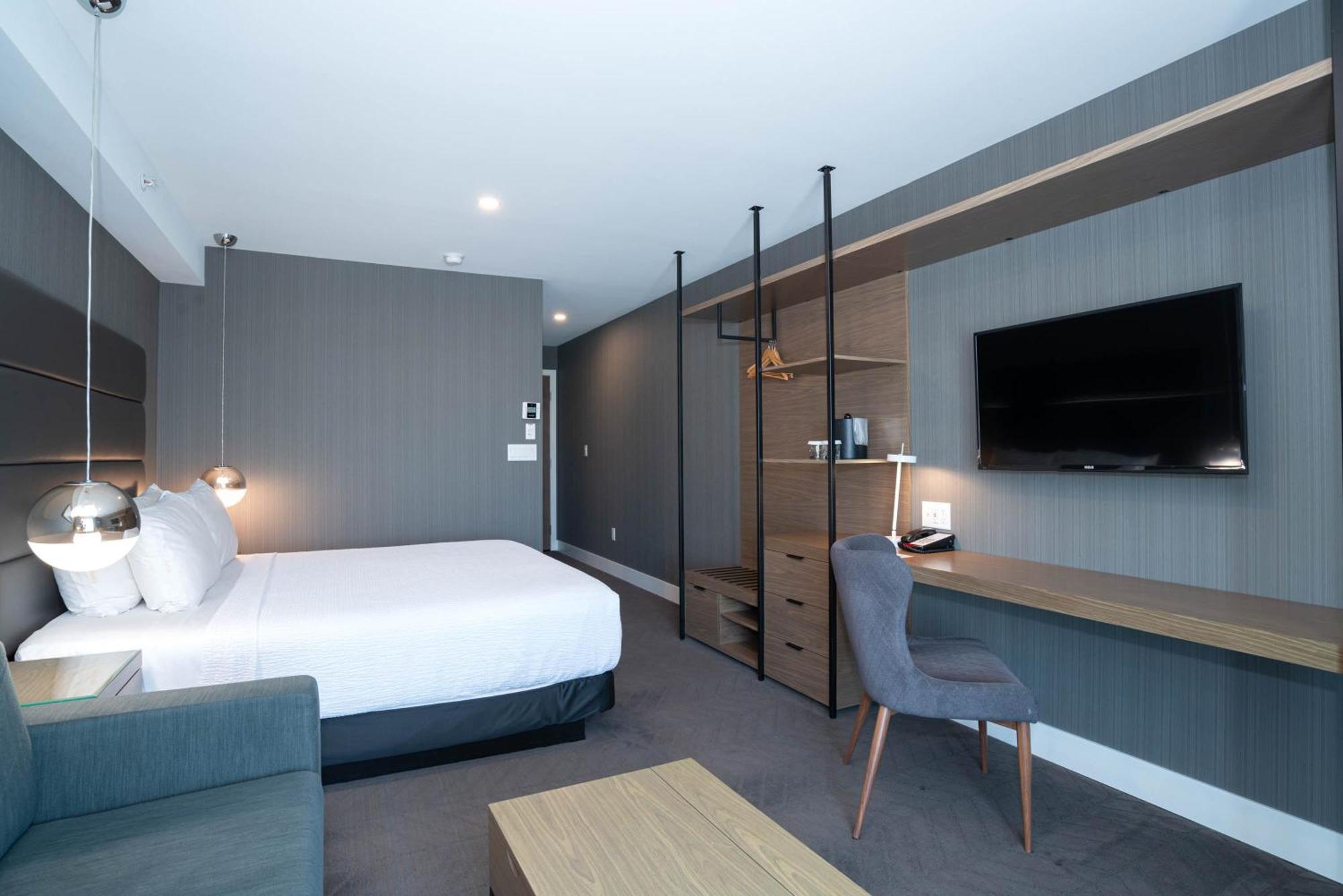 Sandman Signature Calgary Airport Hotel Екстериор снимка