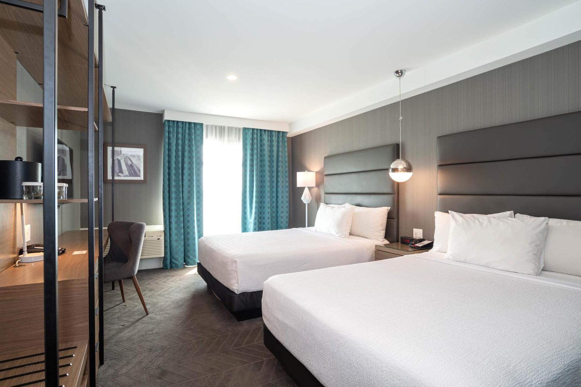 Sandman Signature Calgary Airport Hotel Екстериор снимка